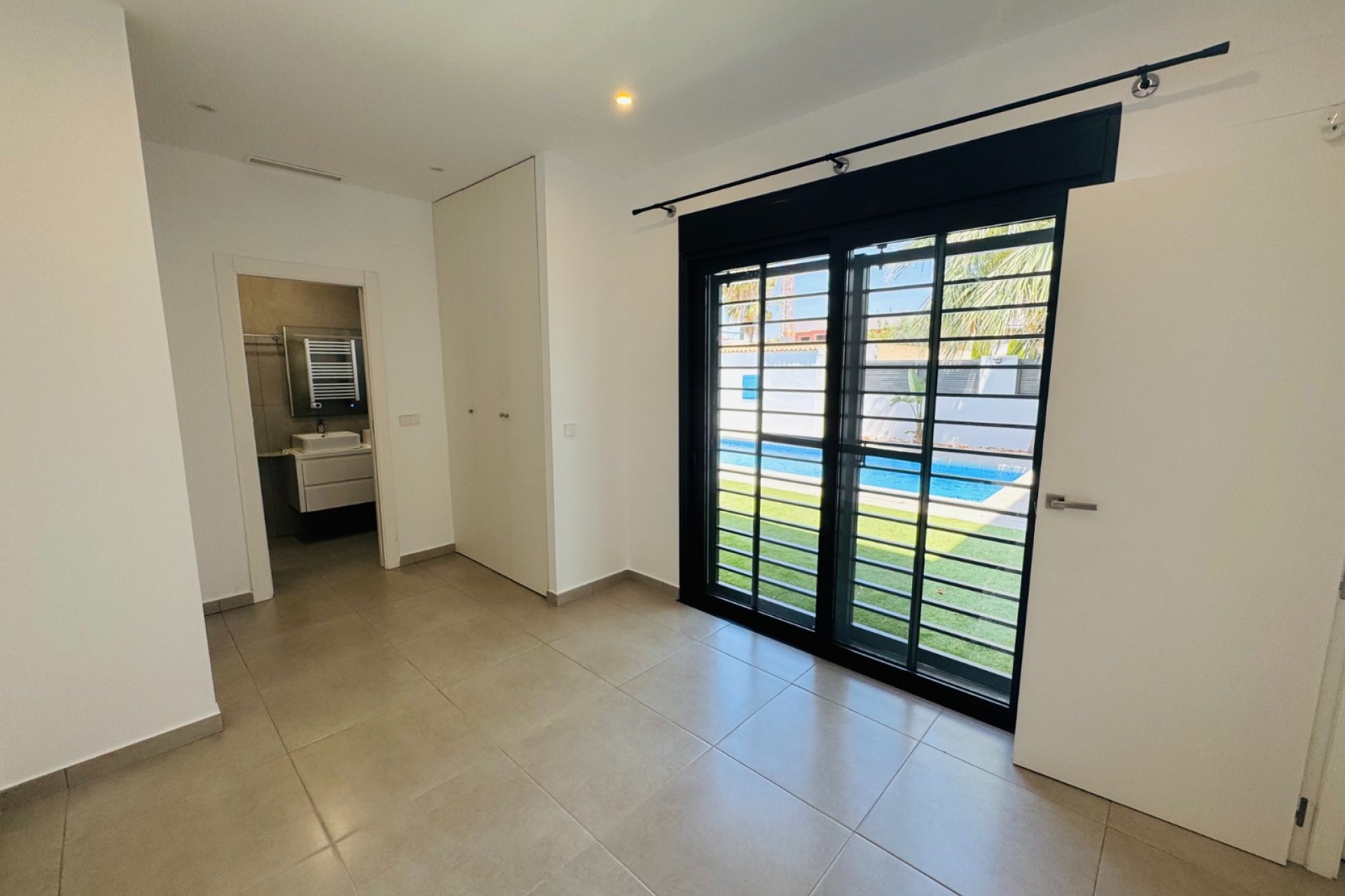 Herverkoop - Villa - SAN PEDRO DEL PINATAR - LO PAGÁN