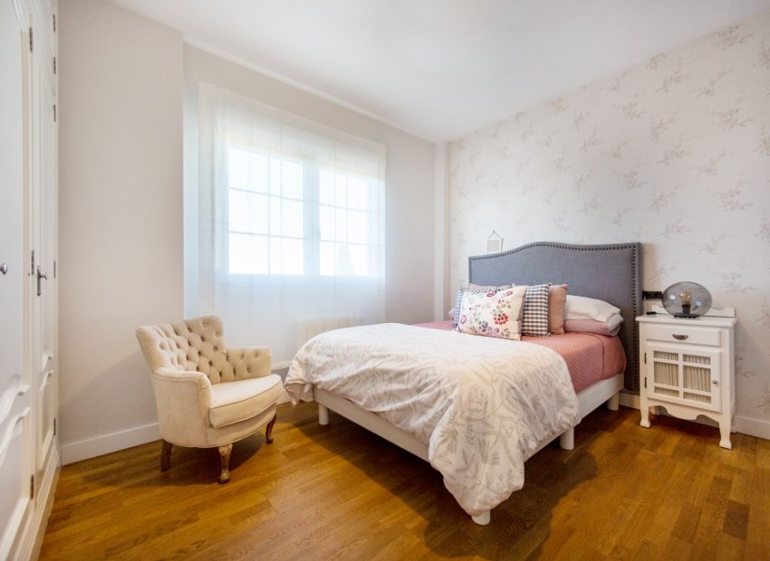 Herverkoop - Villa - San Vicente del Raspeig - Los Girasoles