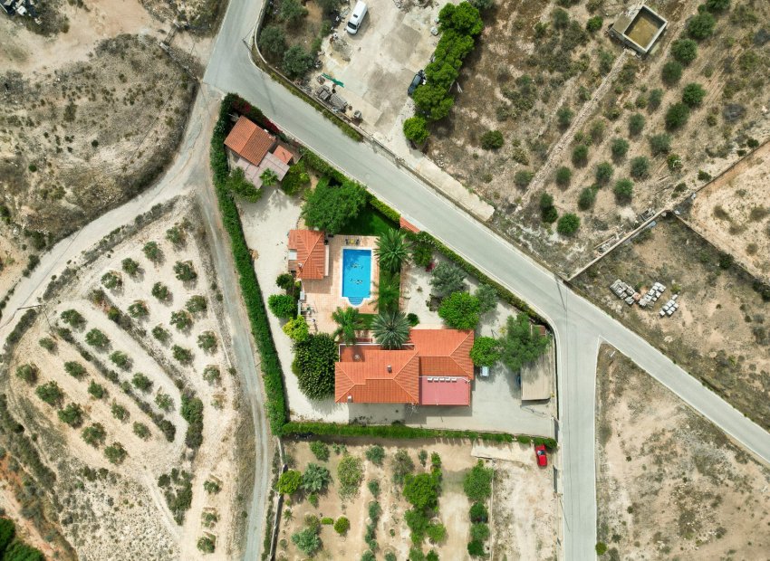 Herverkoop - Villa - San Vicente del Raspeig