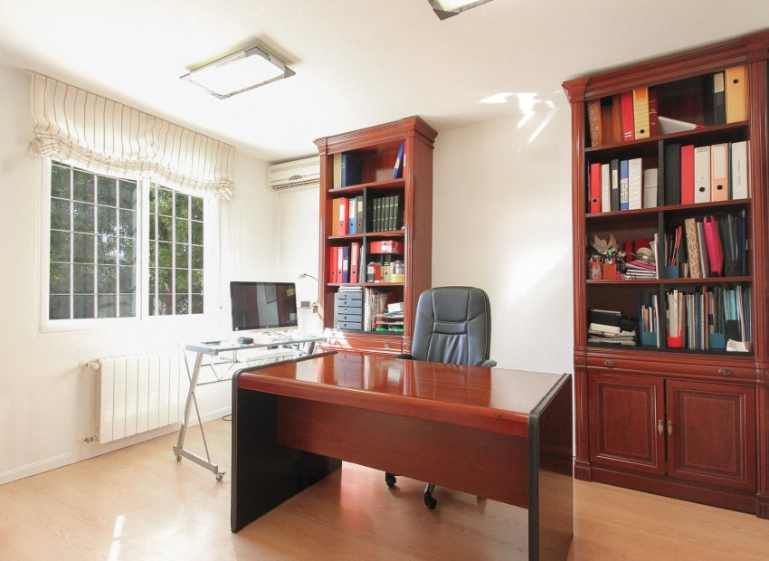 Herverkoop - Villa - San Vicente del Raspeig