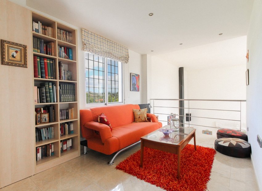 Herverkoop - Villa - San Vicente del Raspeig