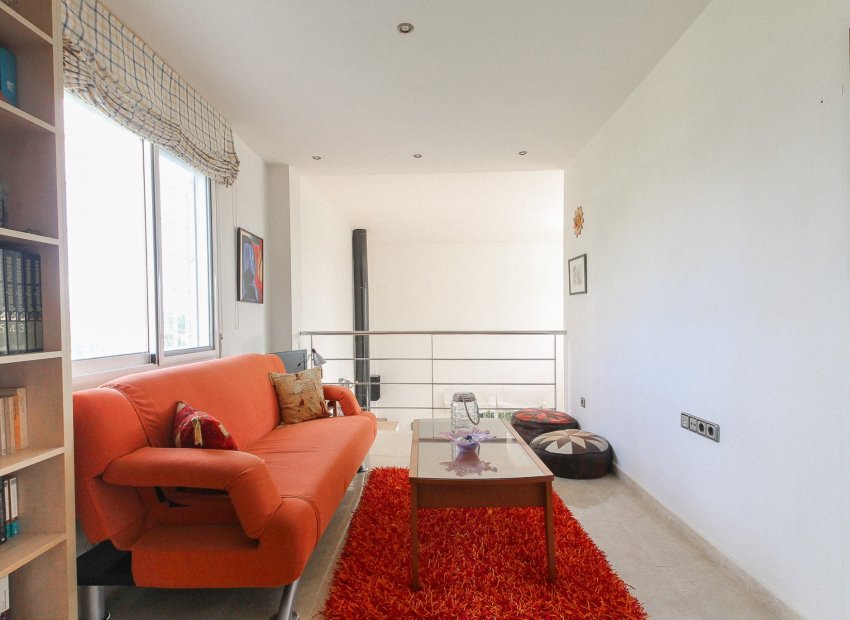 Herverkoop - Villa - San Vicente del Raspeig