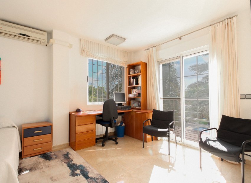 Herverkoop - Villa - San Vicente del Raspeig