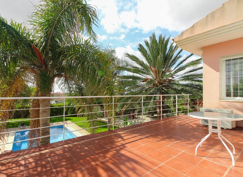 Herverkoop - Villa - San Vicente del Raspeig