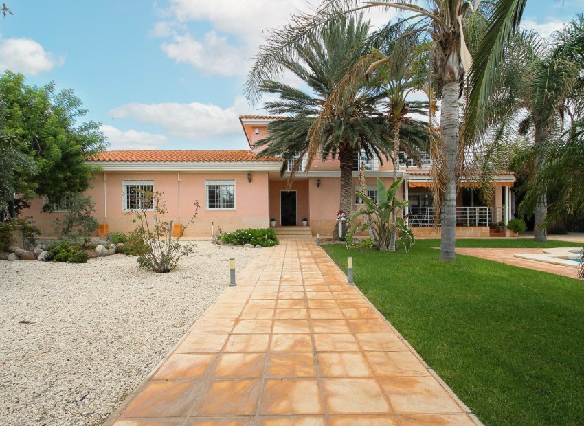 Herverkoop - Villa - San Vicente del Raspeig