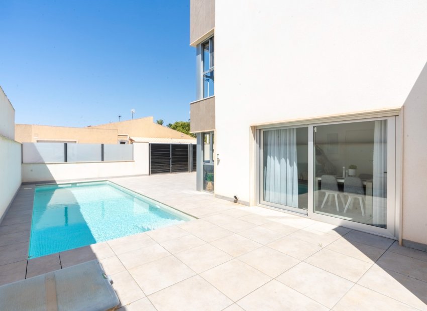 Herverkoop - Villa - Santiago de la Ribera - Zona de la playa