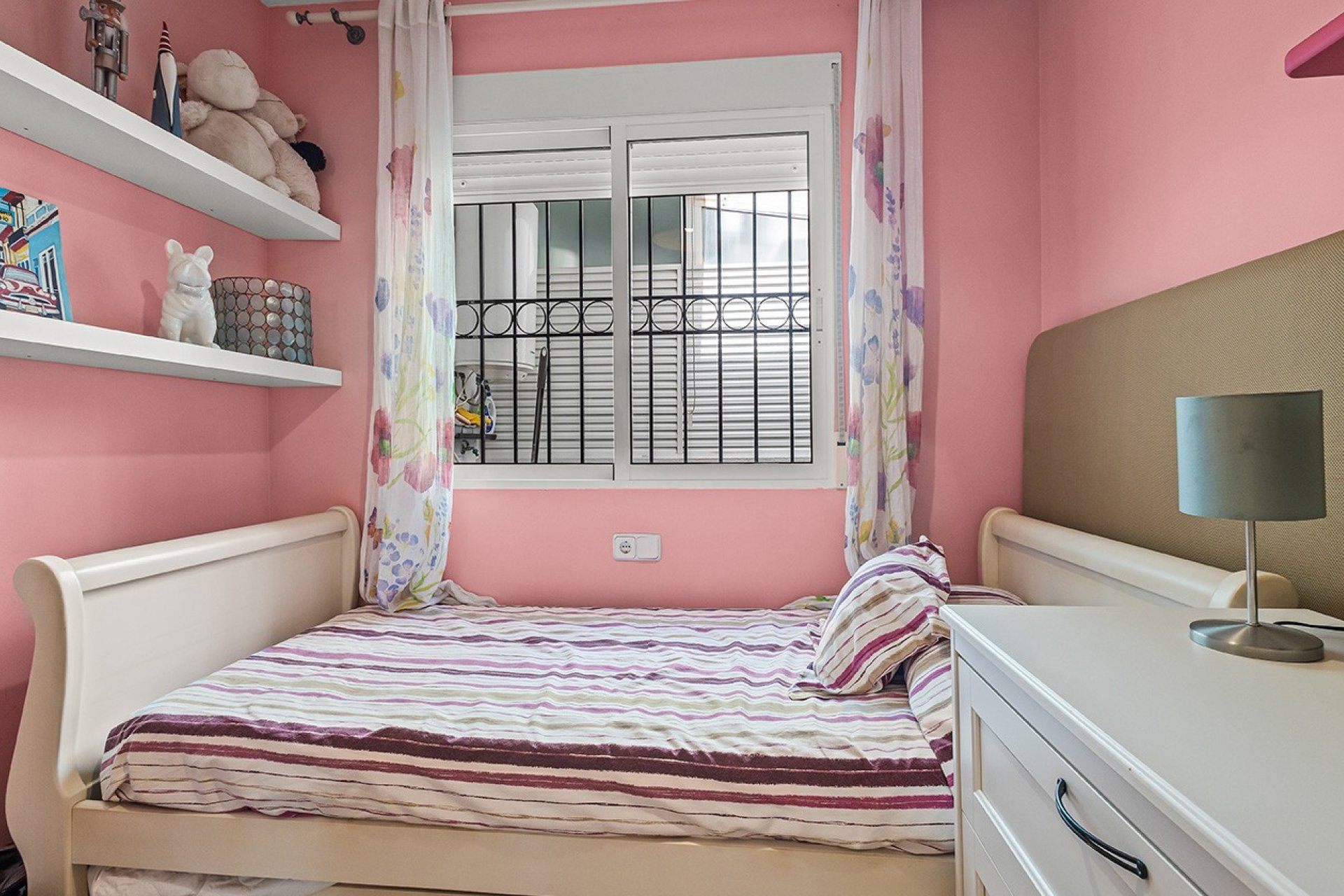 Herverkoop - Villa - Torre de la Horadada - Pueblo Latino