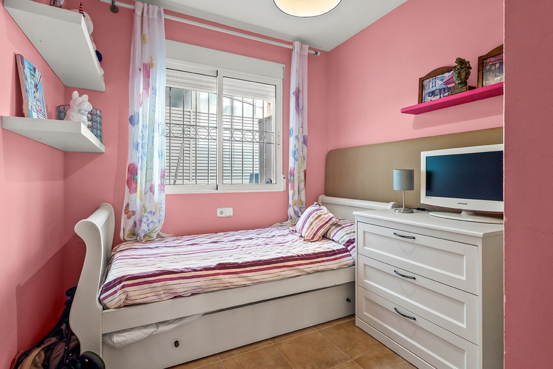 Herverkoop - Villa - Torre de la Horadada - Pueblo Latino