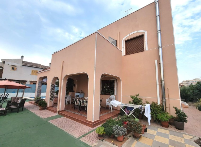 Herverkoop - Villa - Torrevieia - Aguas Nuevas