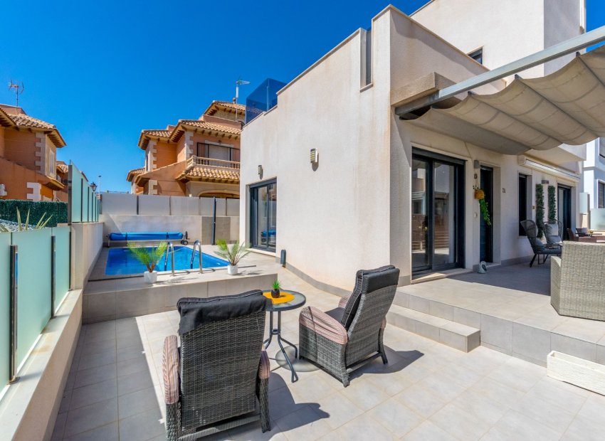 Herverkoop - Villa - Torrevieia - Aguas Nuevas