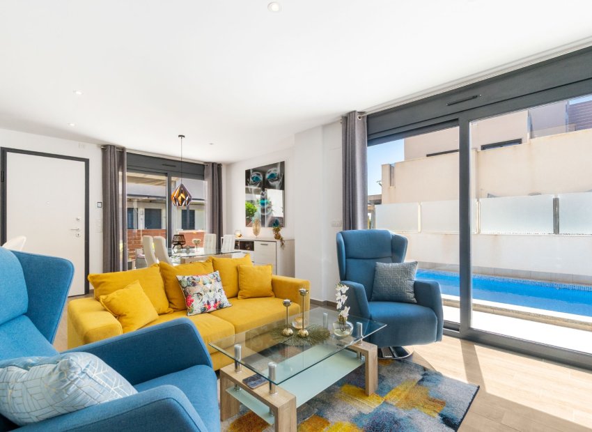 Herverkoop - Villa - Torrevieia - Aguas Nuevas