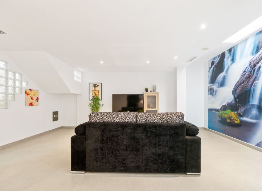 Herverkoop - Villa - Torrevieia - Aguas Nuevas