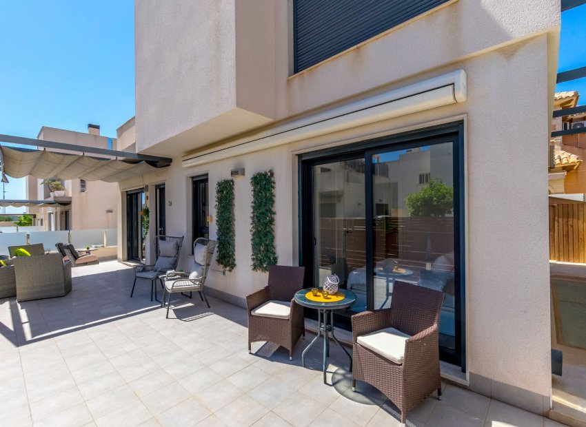 Herverkoop - Villa - Torrevieia - Aguas Nuevas