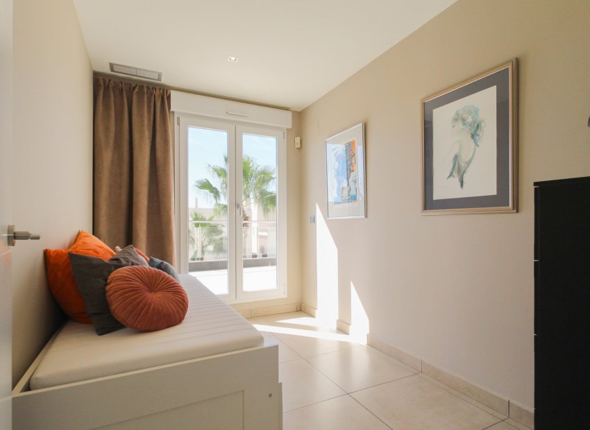 Herverkoop - Villa - Torrevieia - Aguas Nuevas