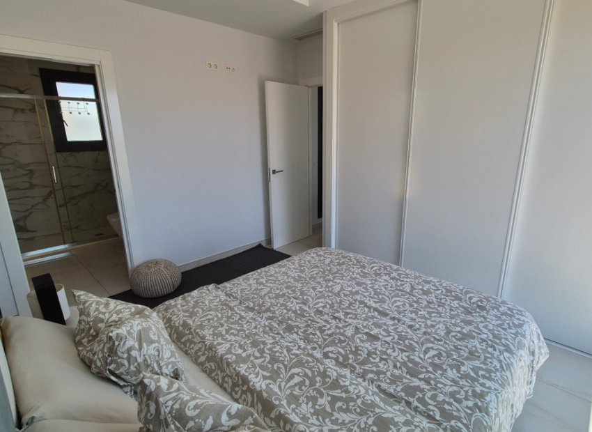 Herverkoop - Villa - Torrevieia - Costa Blanca