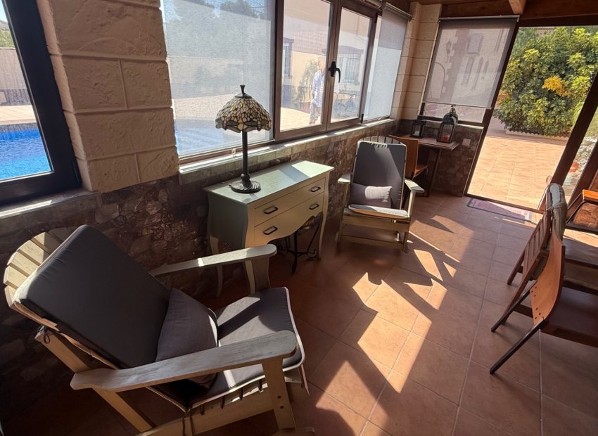 Herverkoop - Villa - Torrevieia - Costa Blanca