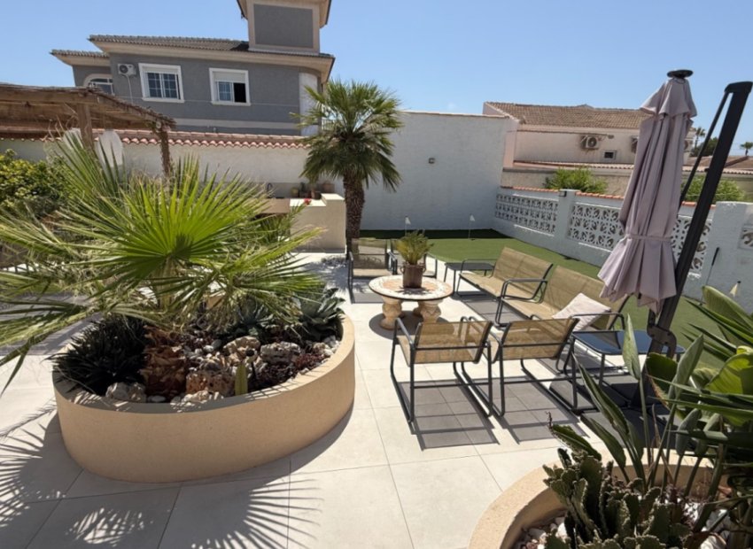 Herverkoop - Villa - Torrevieia - Costa Blanca