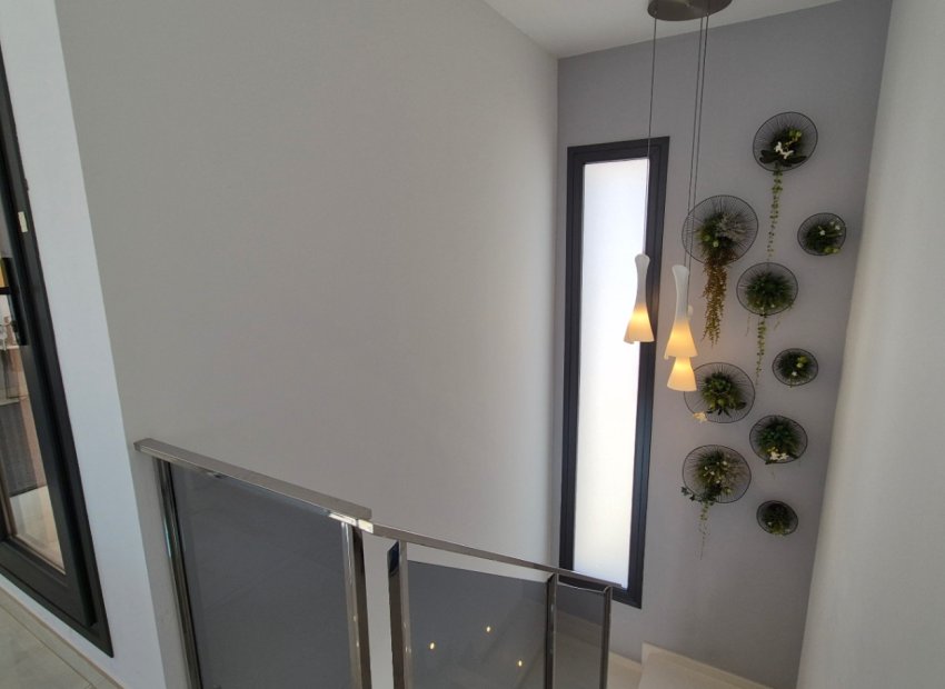 Herverkoop - Villa - Torrevieia - Costa Blanca