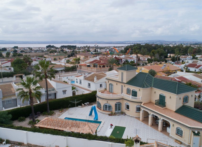 Herverkoop - Villa - Torrevieia - El Chaparral