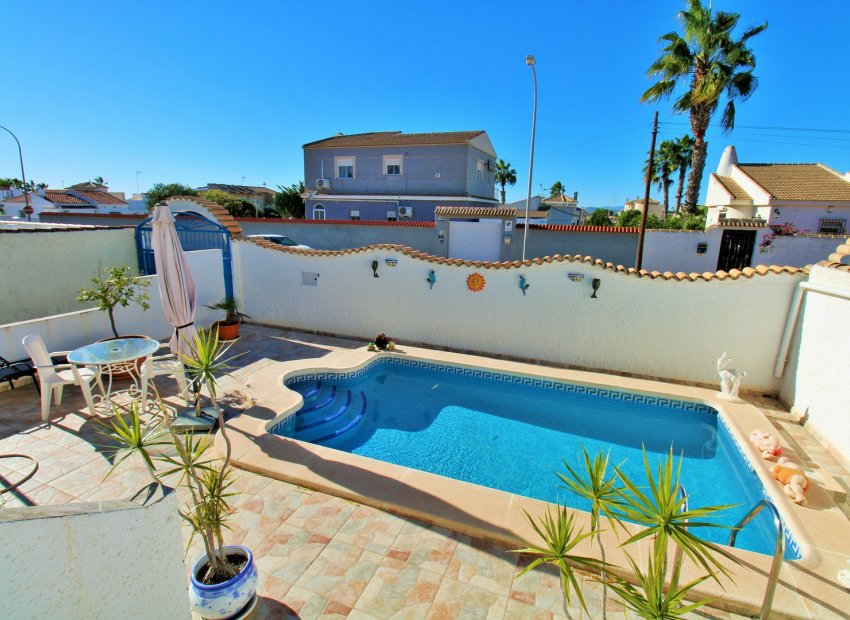 Herverkoop - Villa - Torrevieia - El Chaparral