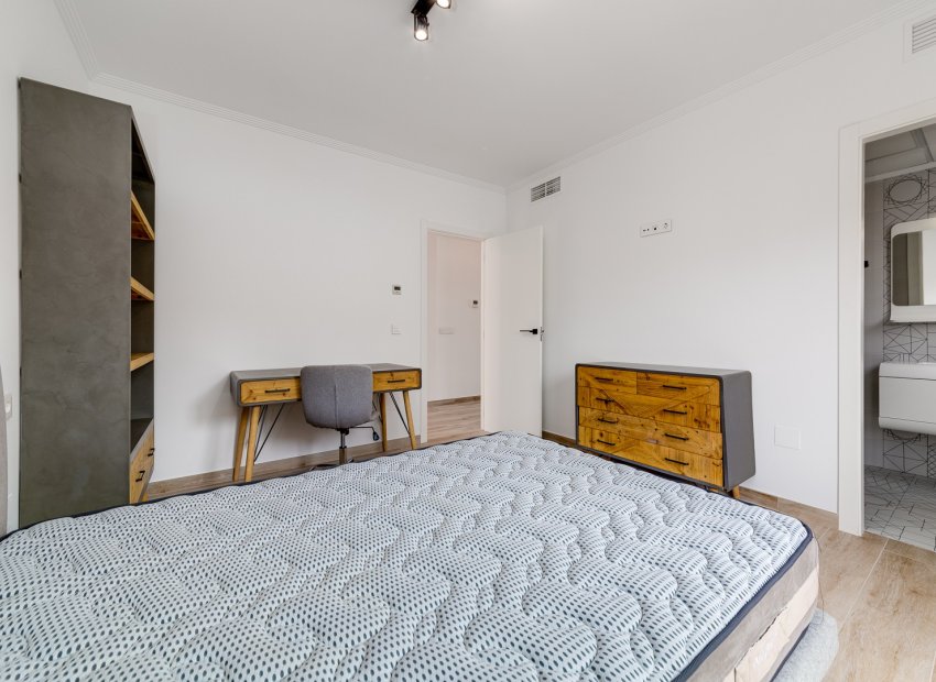 Herverkoop - Villa - Torrevieia - La Mata