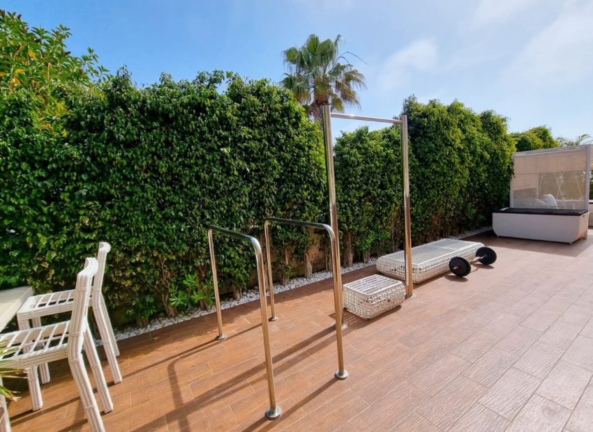 Herverkoop - Villa - Torrevieia - La Mata