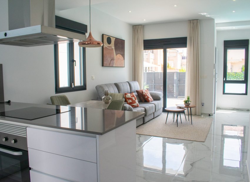 Herverkoop - Villa - Torrevieia - La Siesta