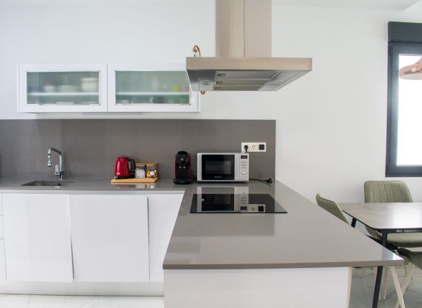 Herverkoop - Villa - Torrevieia - La Siesta