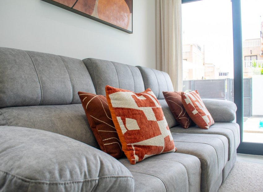 Herverkoop - Villa - Torrevieia - La Siesta