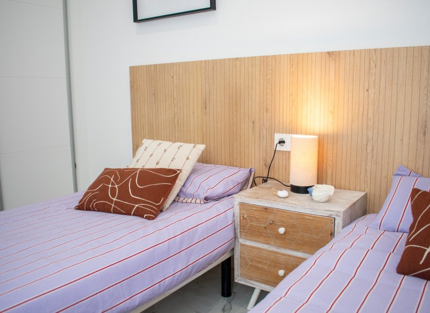 Herverkoop - Villa - Torrevieia - La Siesta