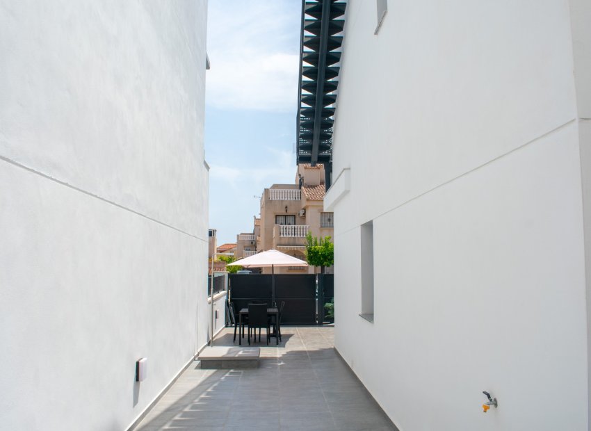 Herverkoop - Villa - Torrevieia - La Siesta