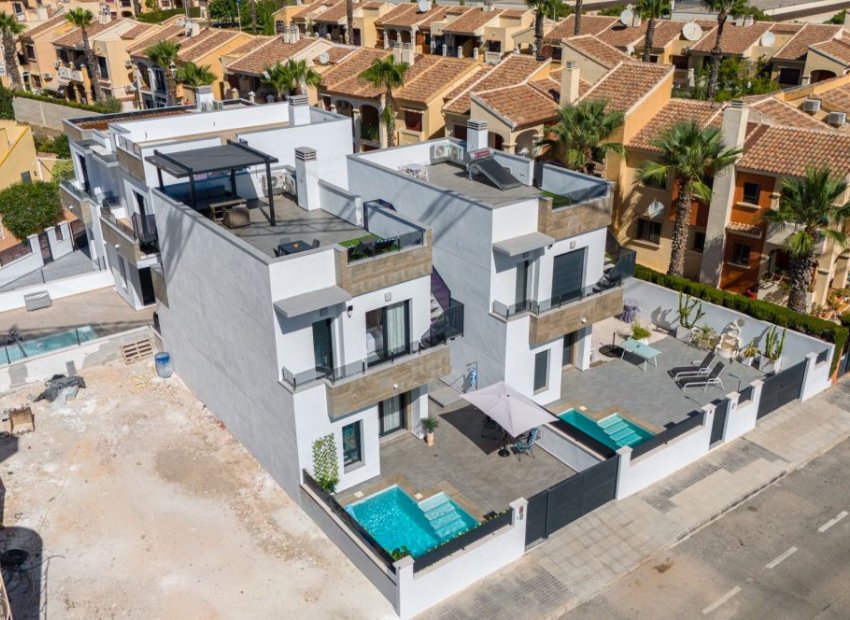 Herverkoop - Villa - Torrevieia - La Siesta