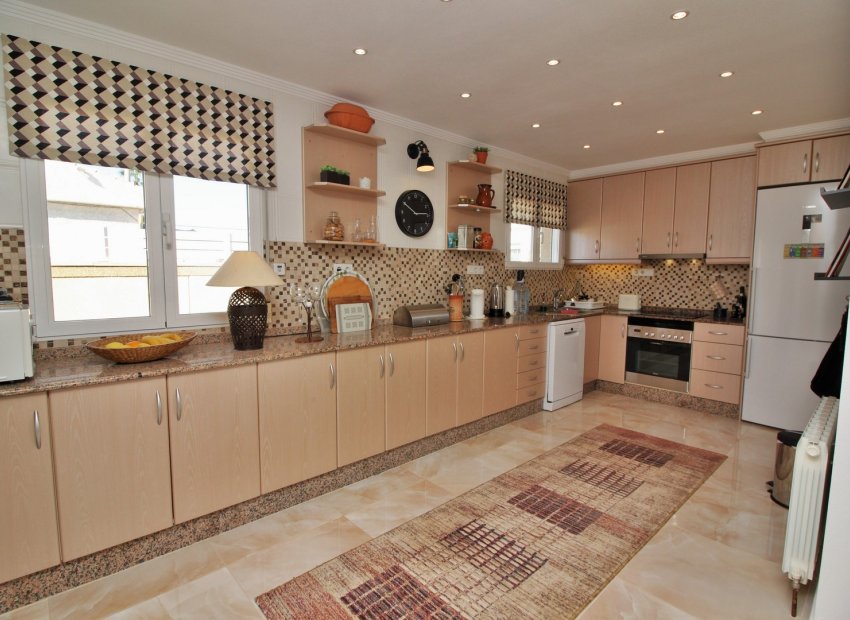 Herverkoop - Villa - Torrevieia - La Siesta