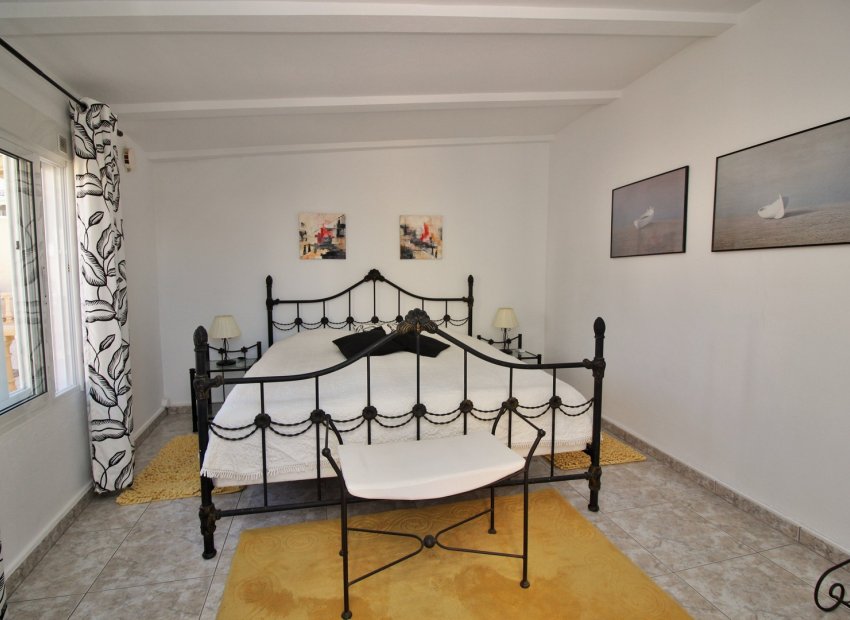 Herverkoop - Villa - Torrevieia - La Siesta