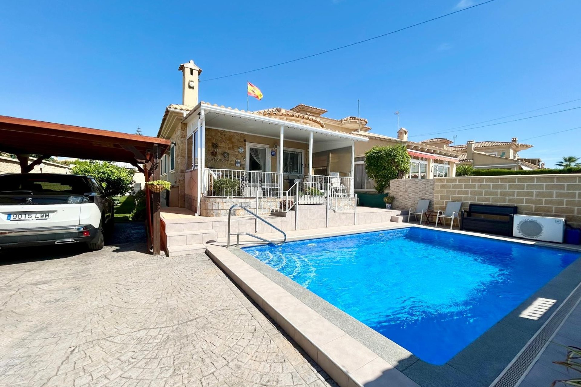 Herverkoop - Villa - Torrevieia - La Siesta