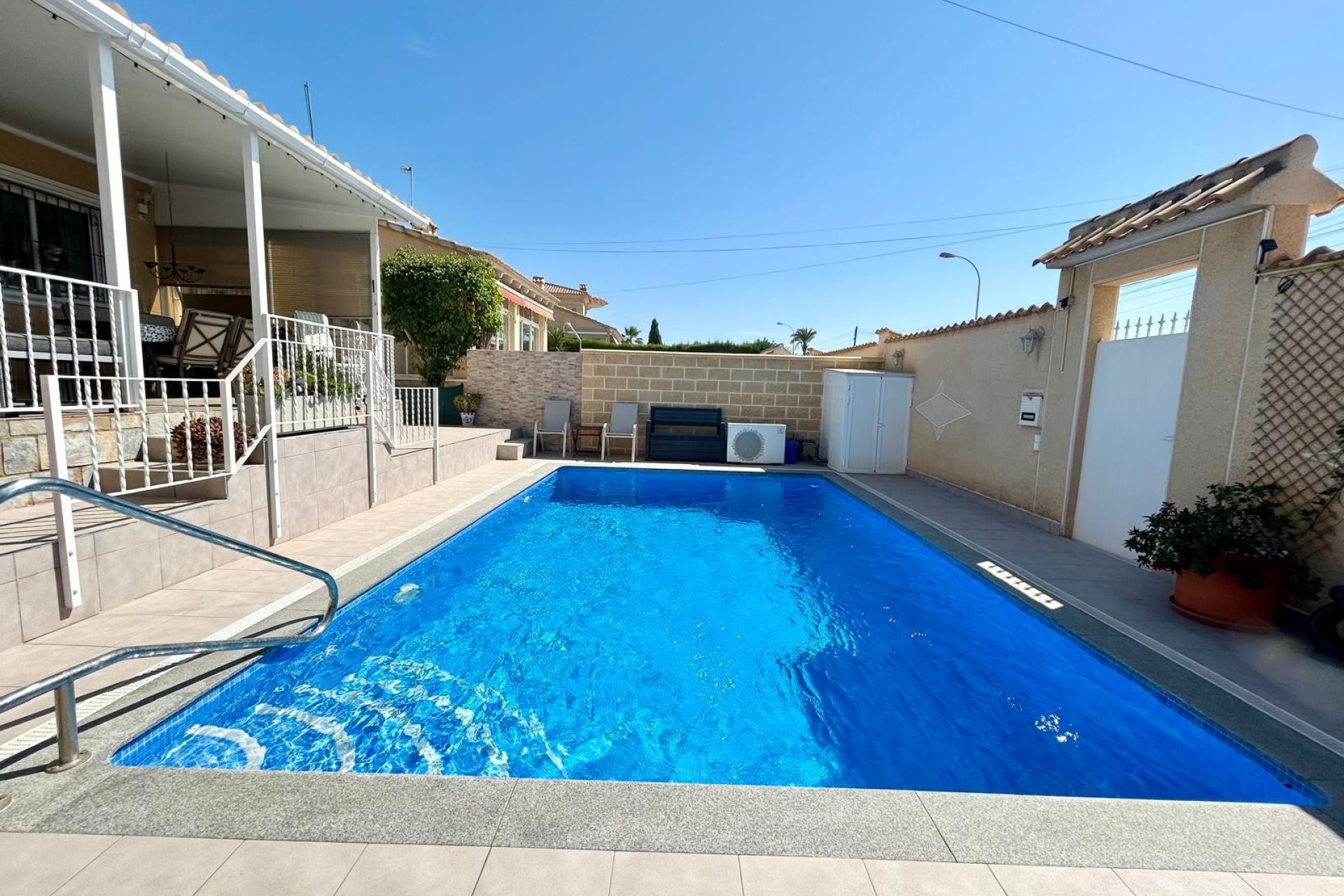 Herverkoop - Villa - Torrevieia - La Siesta