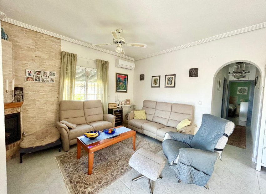 Herverkoop - Villa - Torrevieia - La Siesta