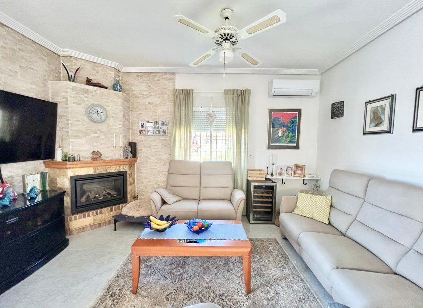 Herverkoop - Villa - Torrevieia - La Siesta