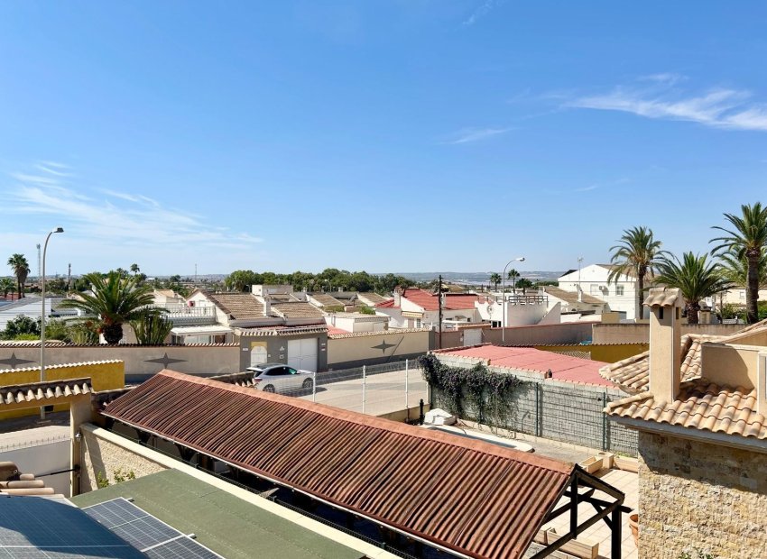 Herverkoop - Villa - Torrevieia - La Siesta