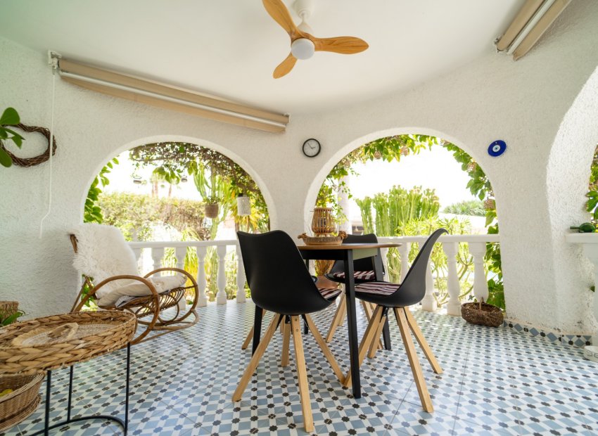 Herverkoop - Villa - Torrevieia - La Siesta