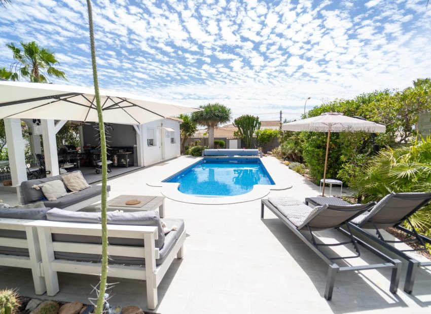 Herverkoop - Villa - Torrevieia - La Siesta