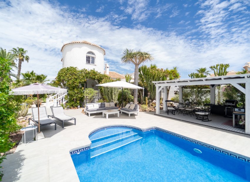 Herverkoop - Villa - Torrevieia - La Siesta