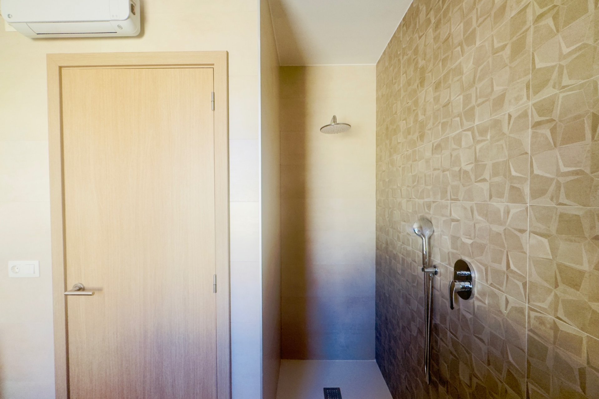 Herverkoop - Villa - Torrevieia - La Siesta