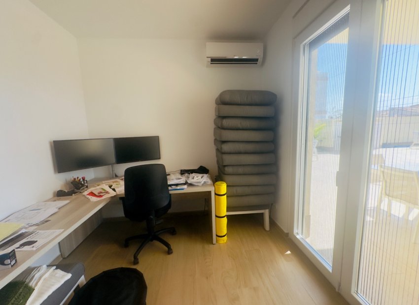 Herverkoop - Villa - Torrevieia - La Siesta