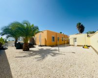 Herverkoop - Villa - Torrevieia - La Siesta