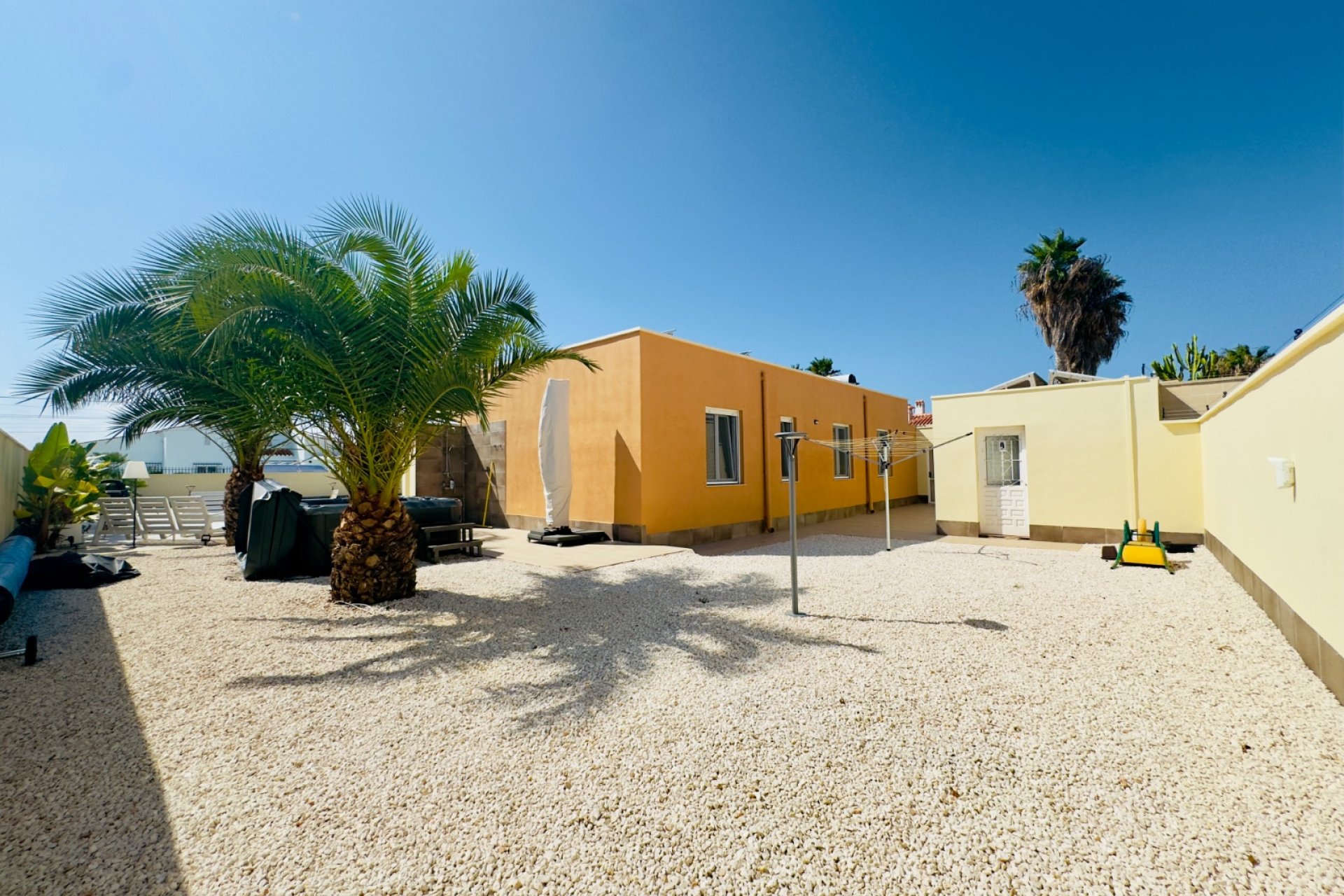 Herverkoop - Villa - Torrevieia - La Siesta