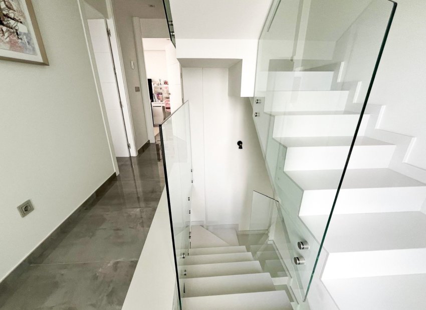 Herverkoop - Villa - Torrevieia - Los Altos