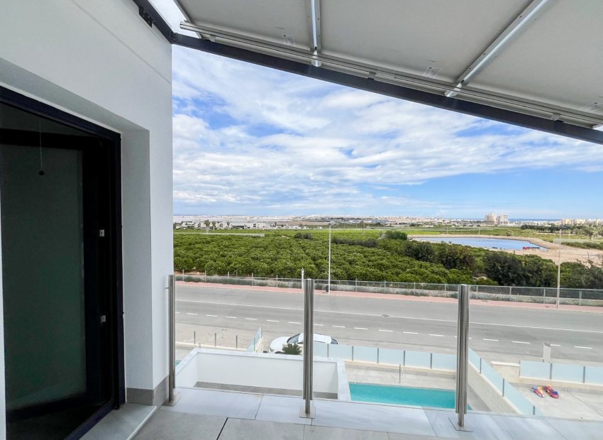 Herverkoop - Villa - Torrevieia - Los Altos