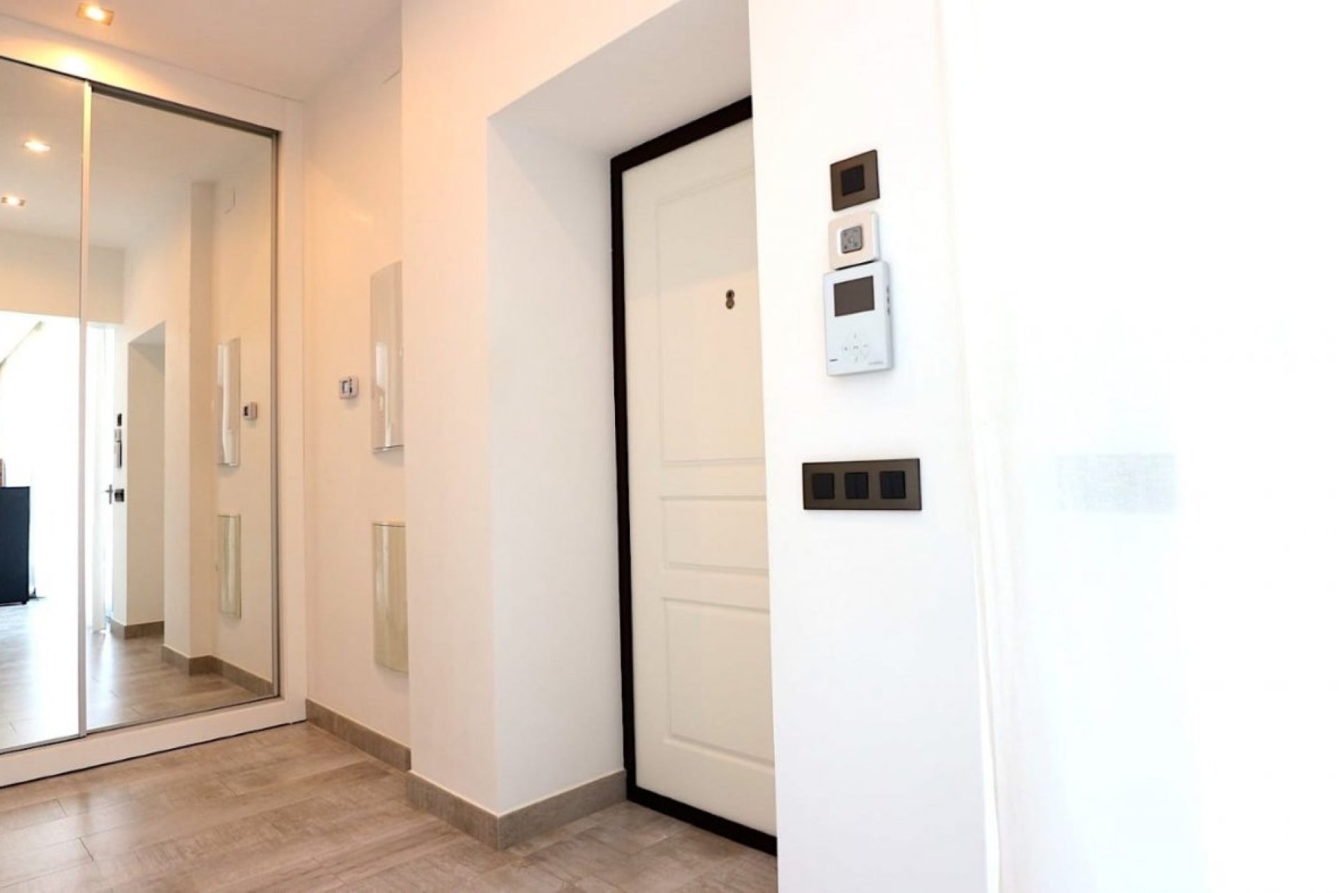 Herverkoop - Villa - Torrevieia - Los Angeles