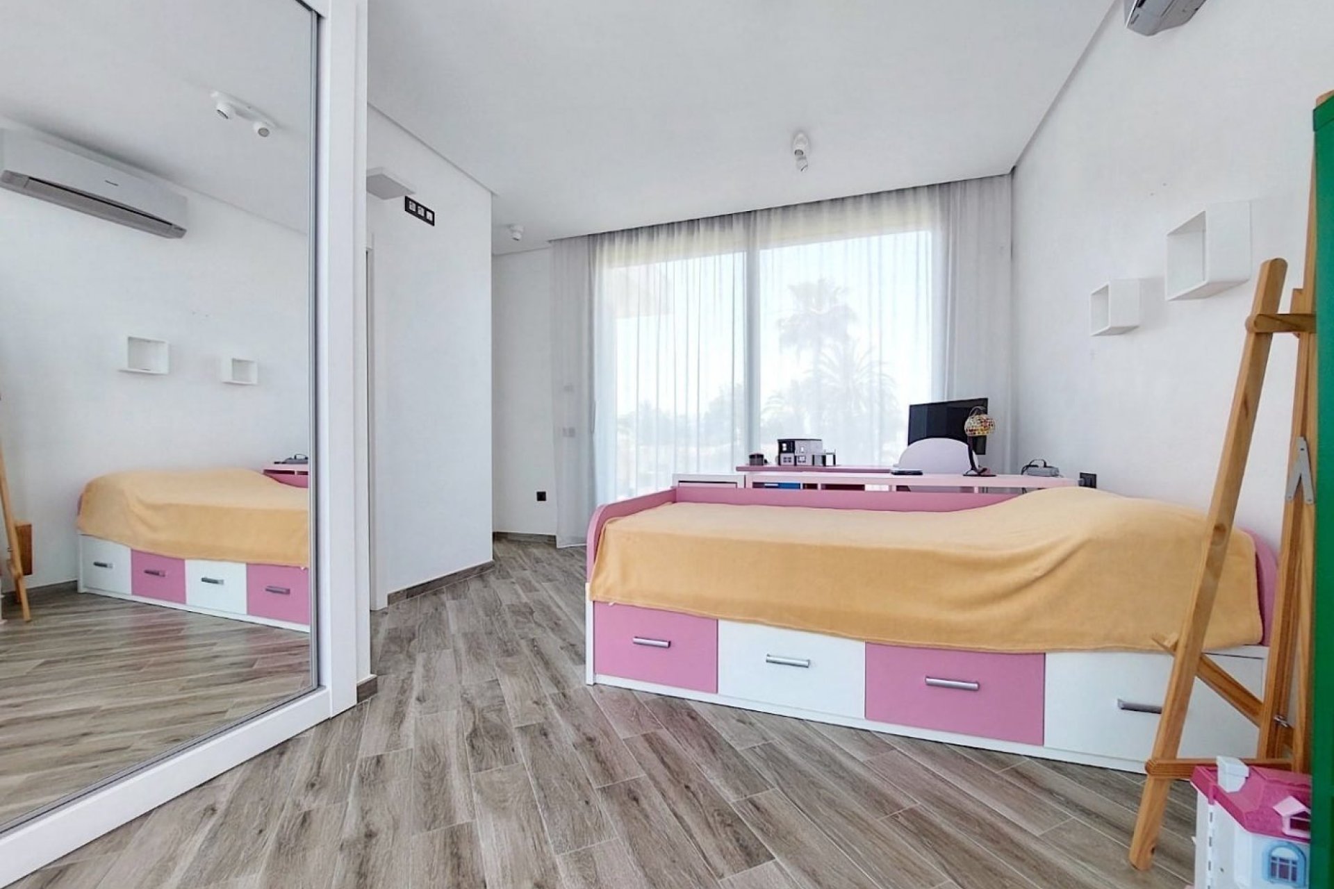 Herverkoop - Villa - Torrevieia - Los Angeles